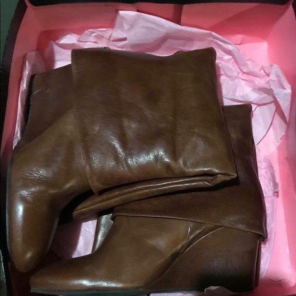 Steve Madden Cognac Leather Wedge Heel Boot - Picture 2 of 3